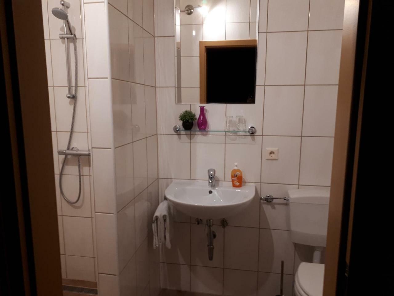 Herberg Die Alte Schleuse Manderscheid Exterior photo